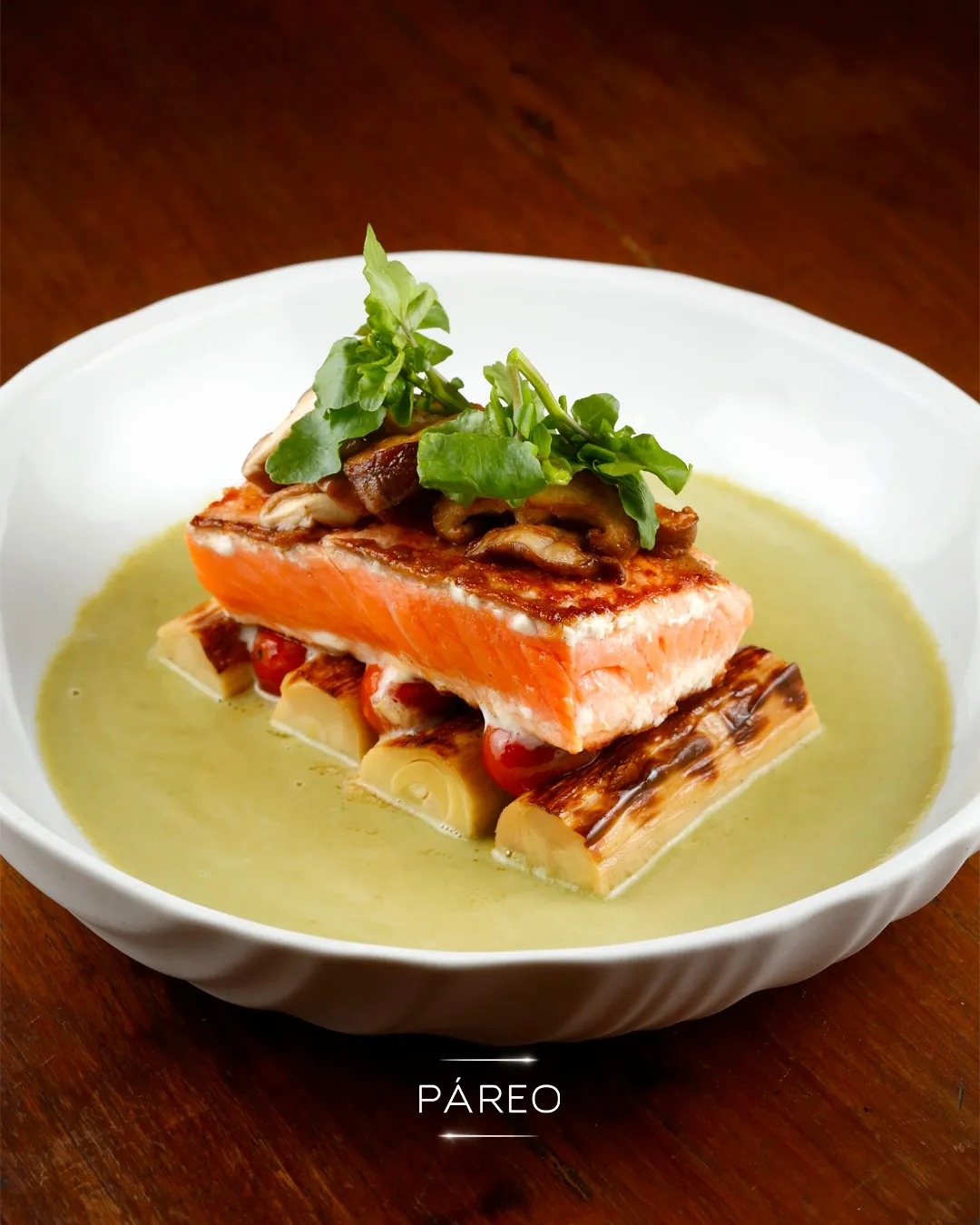 Salmão, pupunha e shiitake grelhados